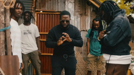 Music Video : Stereo Singasinga – Komandoo