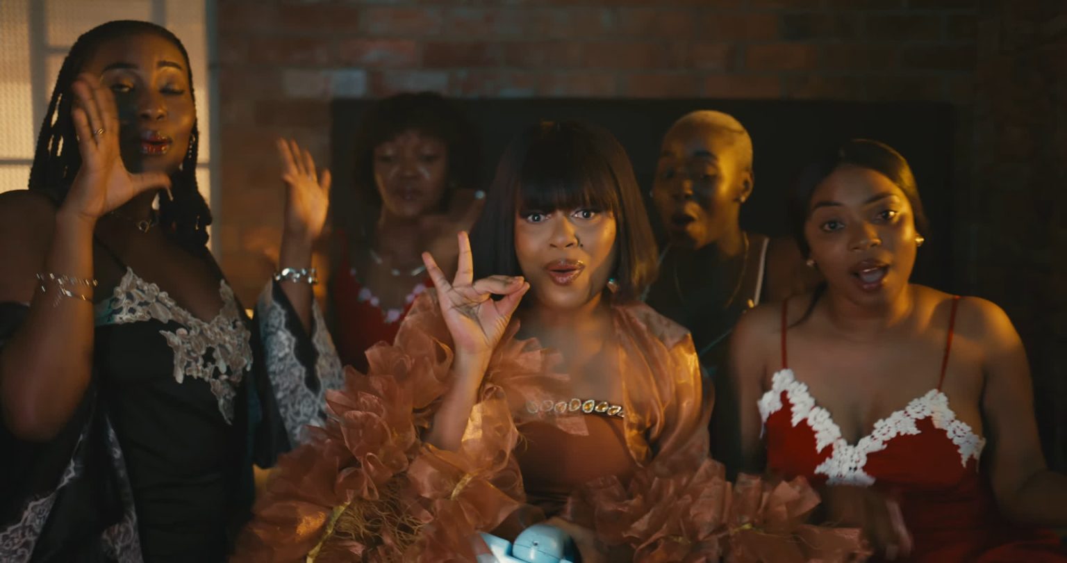 Music Video : Nandy – No Stress